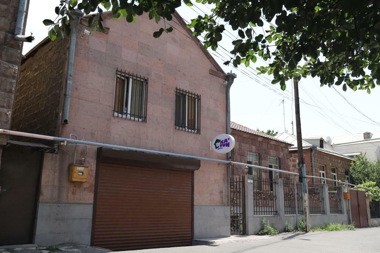 Katun Hostel Yerevan Bagian luar foto