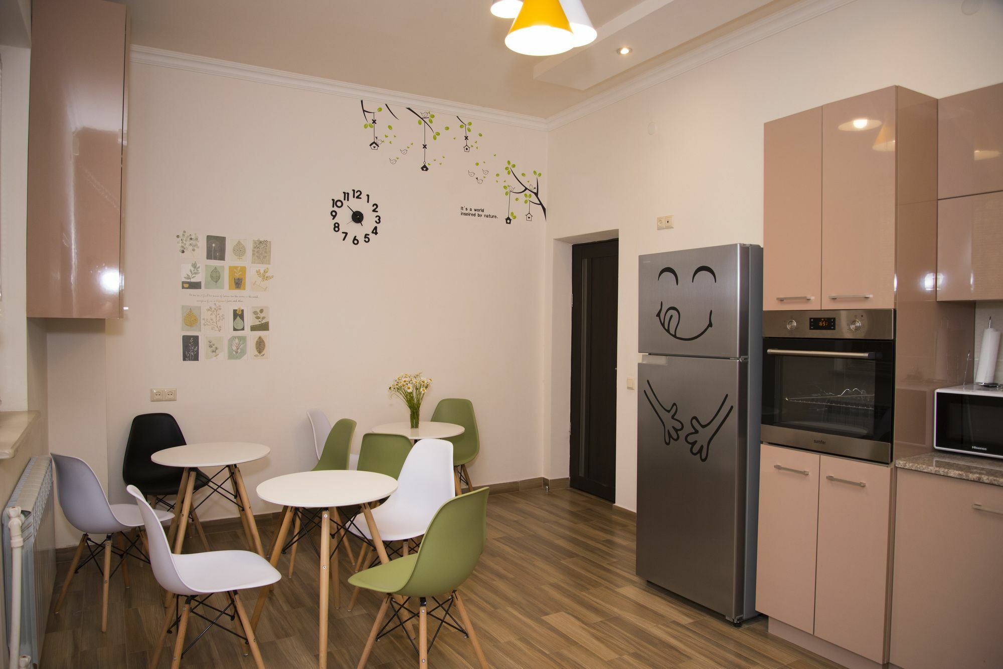 Katun Hostel Yerevan Bagian luar foto